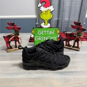 Men’s Nike air vapormax plus